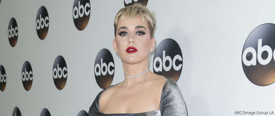 American Idols Benjamin Isaac Glaze Responds To Katy Perry Kiss Backlash I Dont Think I Was 9061