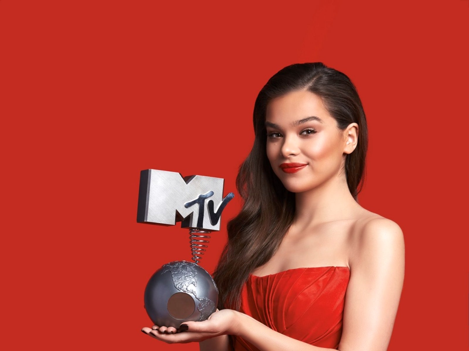 Hailee Steinfeld to host MTV EMAs on November 4 - Reality TV World