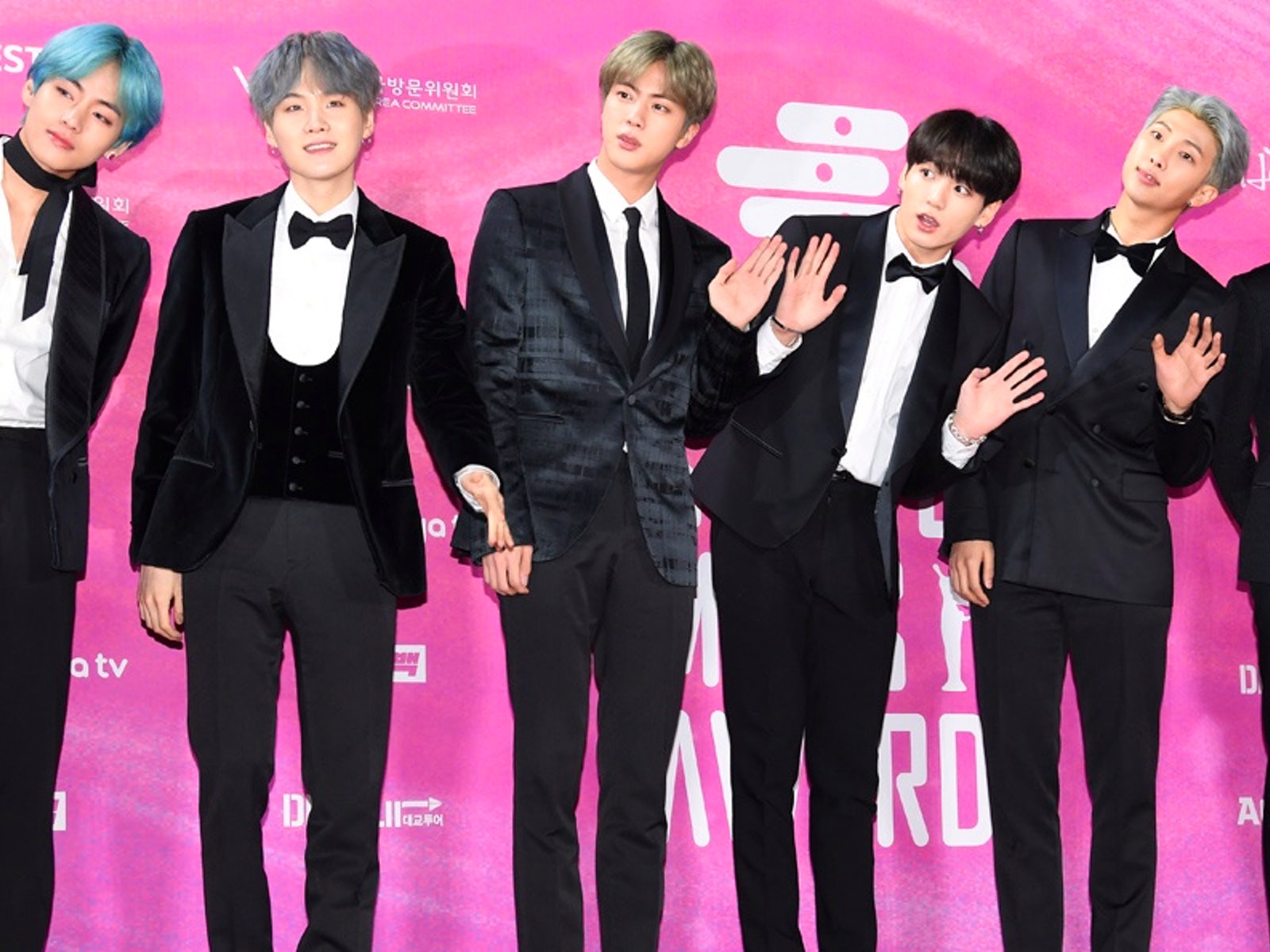 BTS releases new version of 'Boy with Luv' music video for