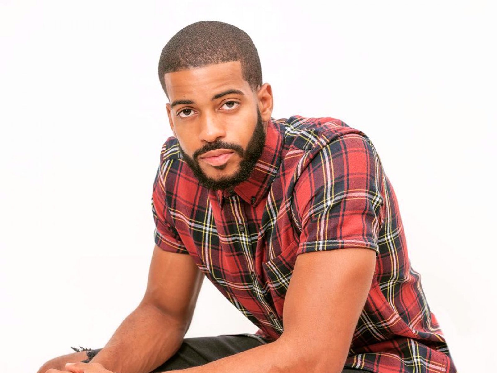 'The Bachelorette's Eric Bigger apologizes for calling Bryan Abasolo