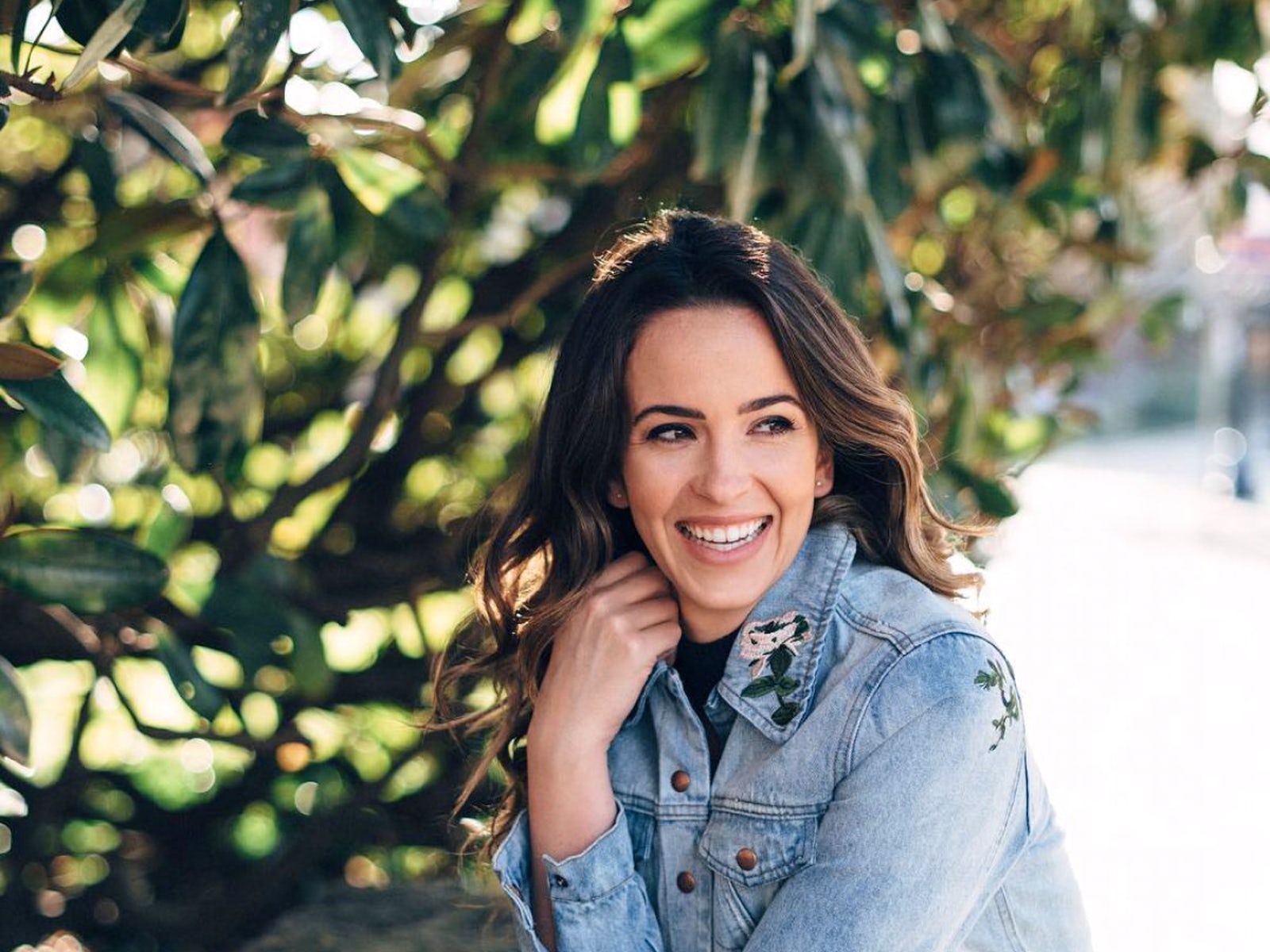 Caroline Lunny 8 things to know about Arie Luyendyk Jr.'s 'The(01)