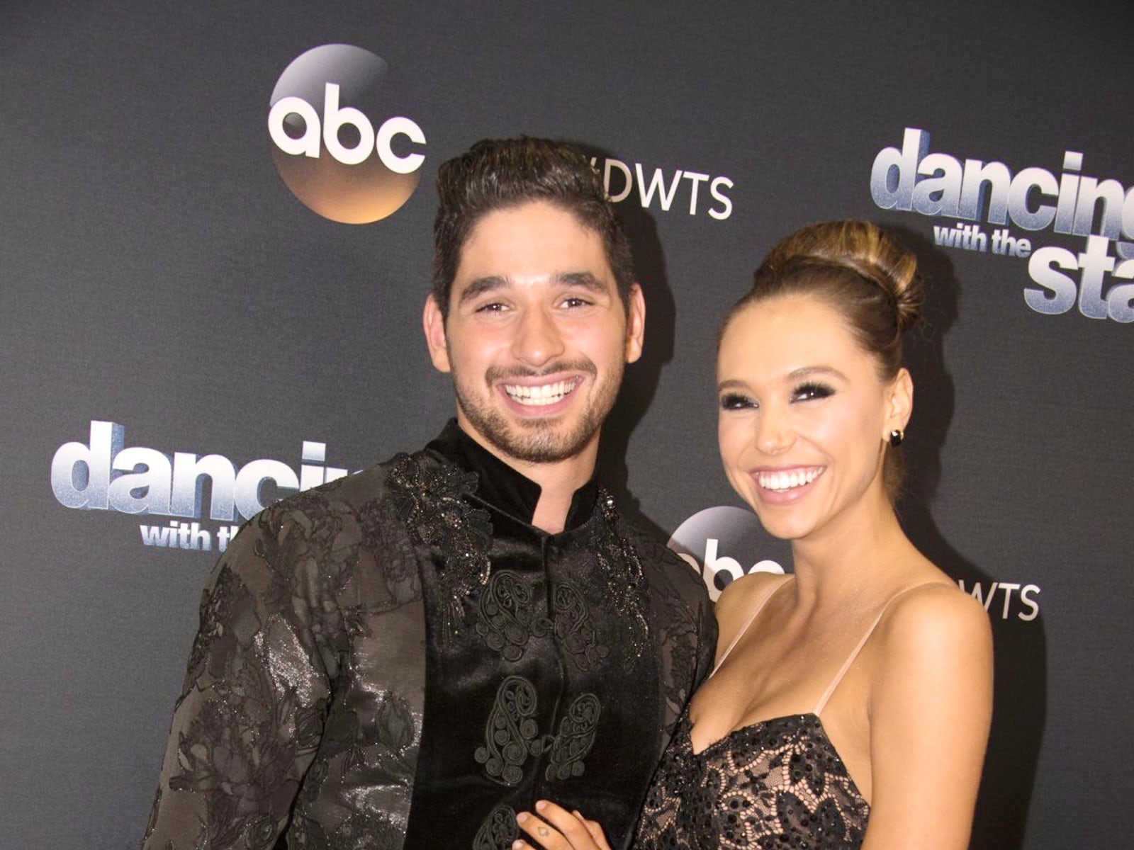 'Dancing With The Stars' Couple Alexis Ren And Alan Bersten Taking Romance "day By Day ...