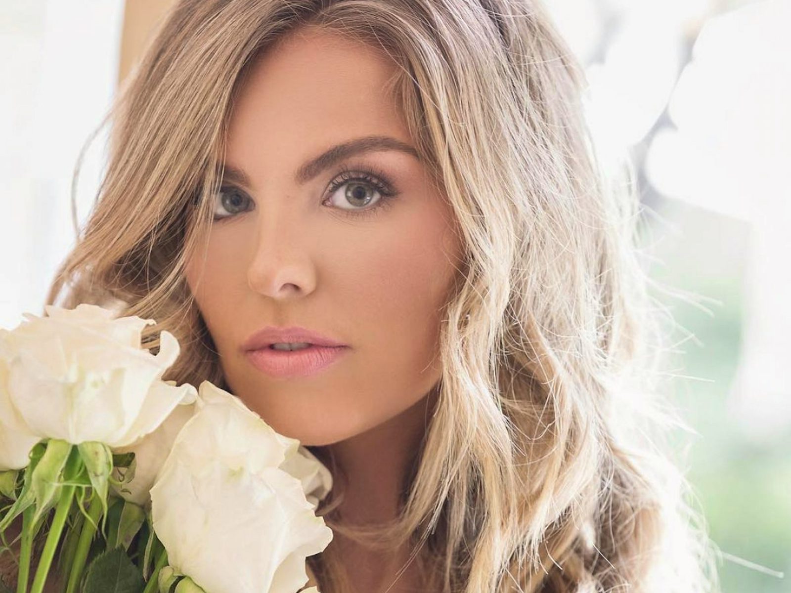 Hannah Brown 8 Things To Know About The Bachelor Star Colton Underwoods Bachelorette 