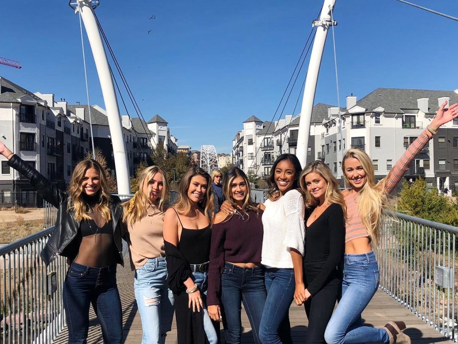 The Bachelor Recap Colton Underwood Says Goodbye To Hannah Brown Kirpa Sudick And Heather 