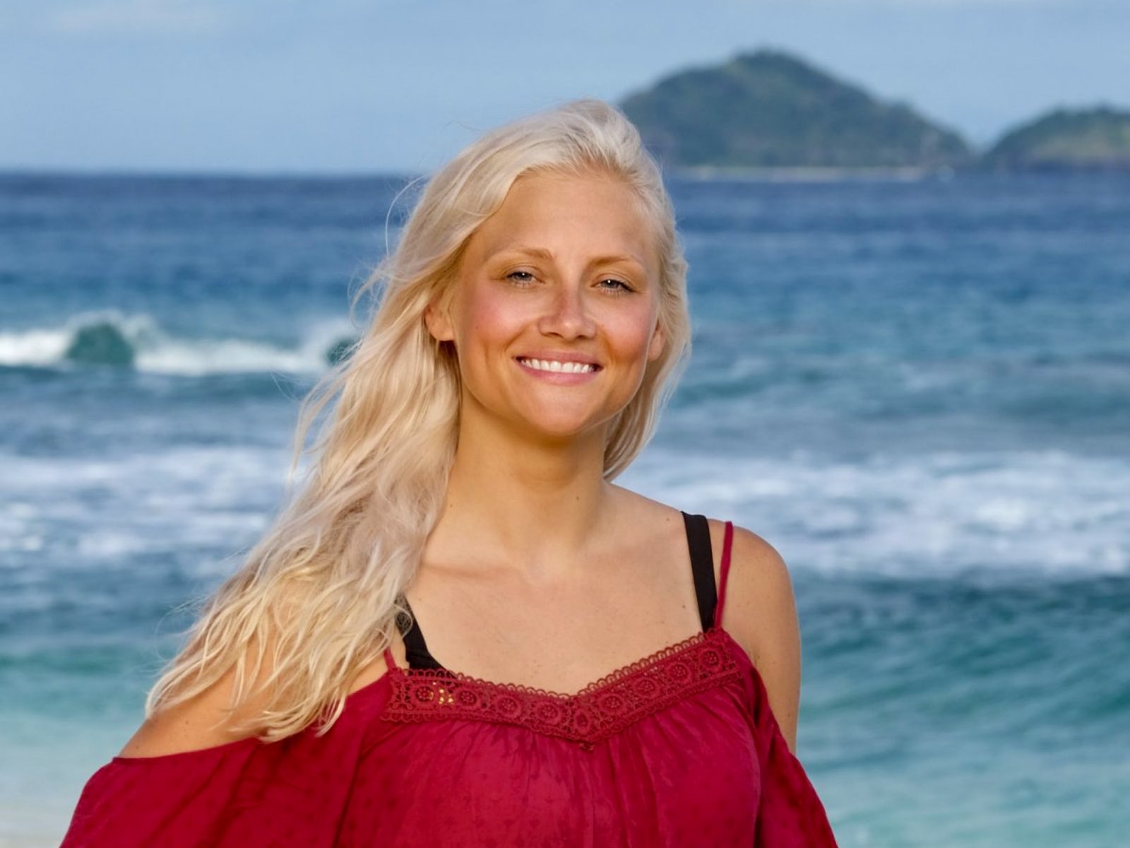 Kelley Wentworth 5 things to know about the 'Survivor Edge of