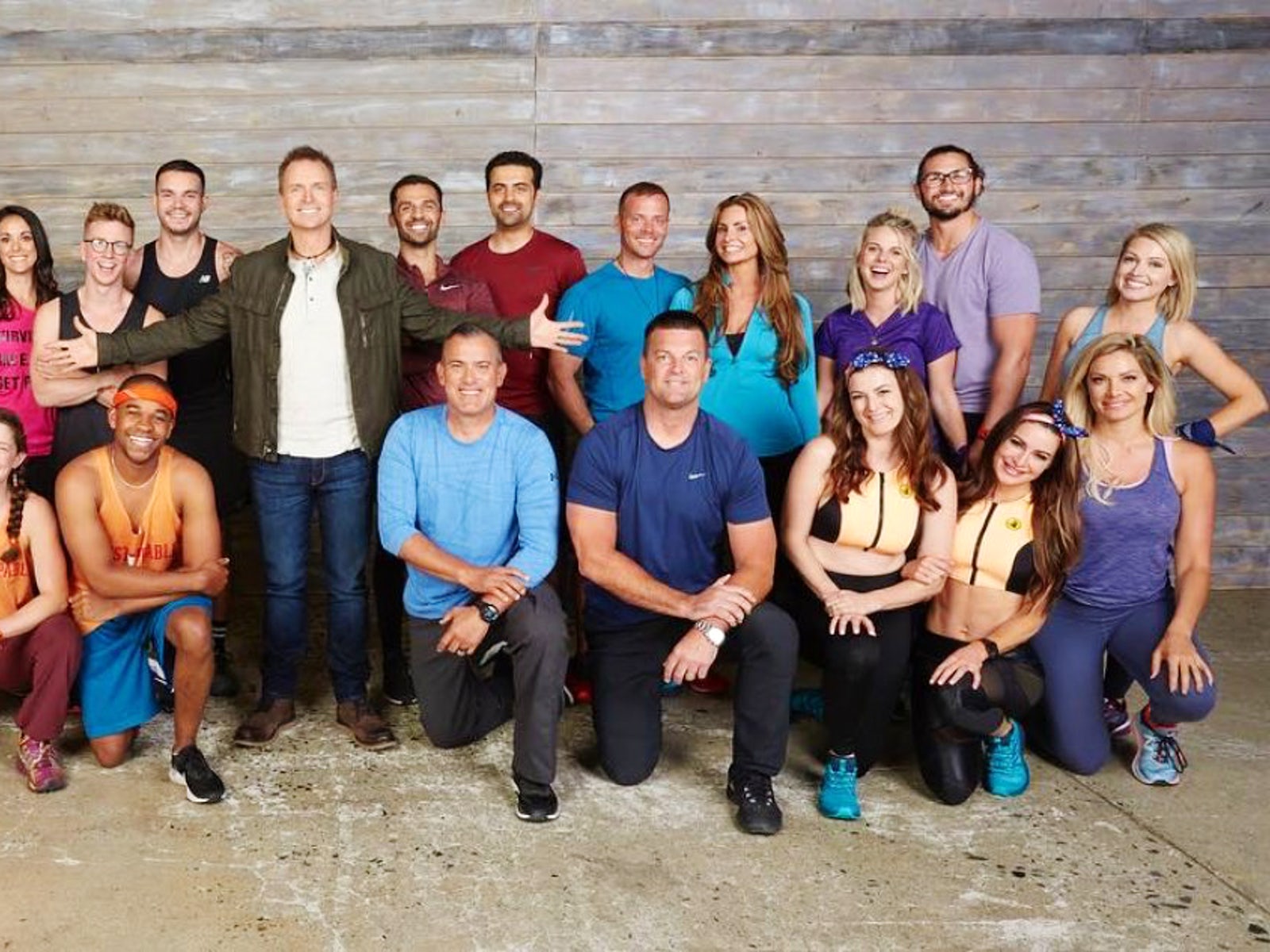 'The Amazing Race' host Phil Keoghan sizes up 'Big Brother' racers ...