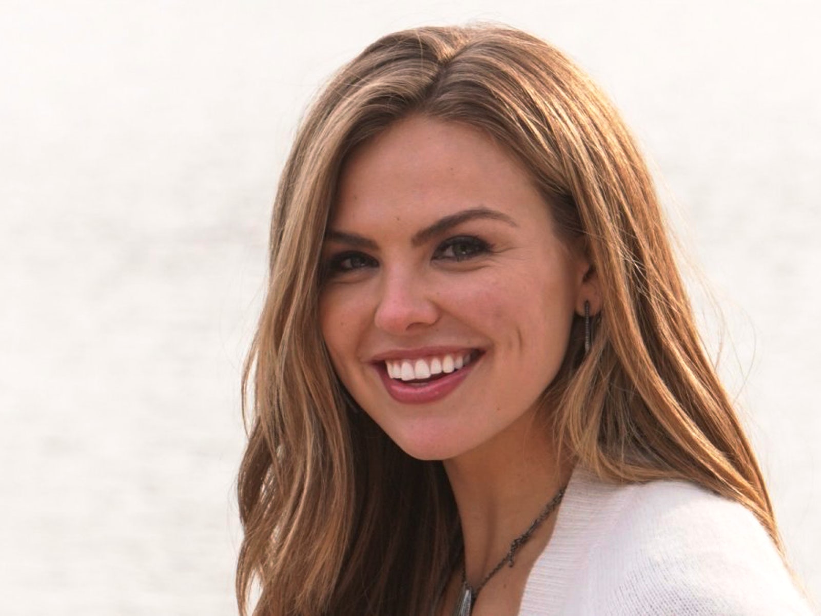 'The Bachelorette' Spoilers: Hannah Brown's Final 3 Bachelors, Winner ...