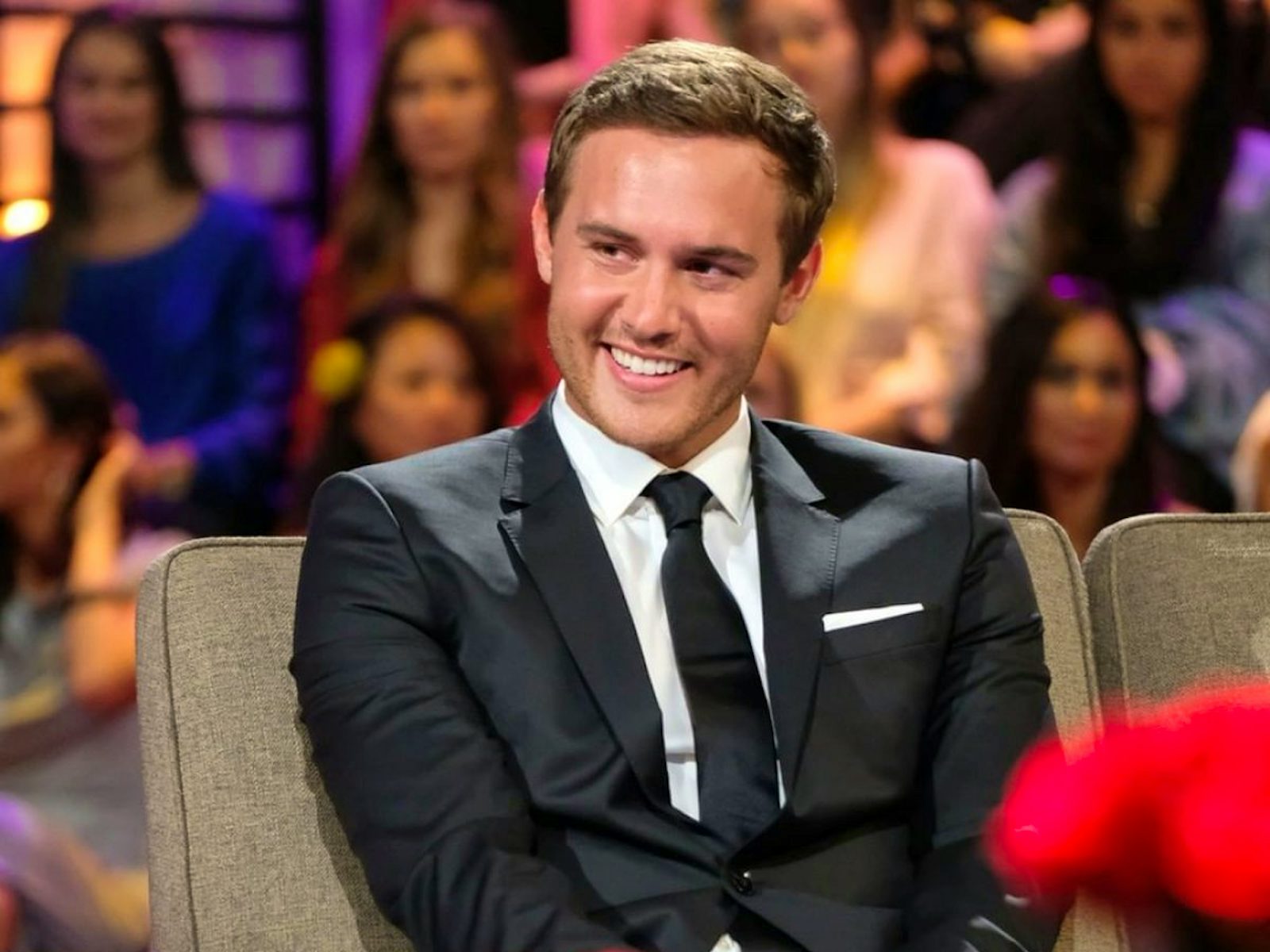 The Bachelor Star Peter Weber Reveals Injury Scar On Face Two Months After Fall