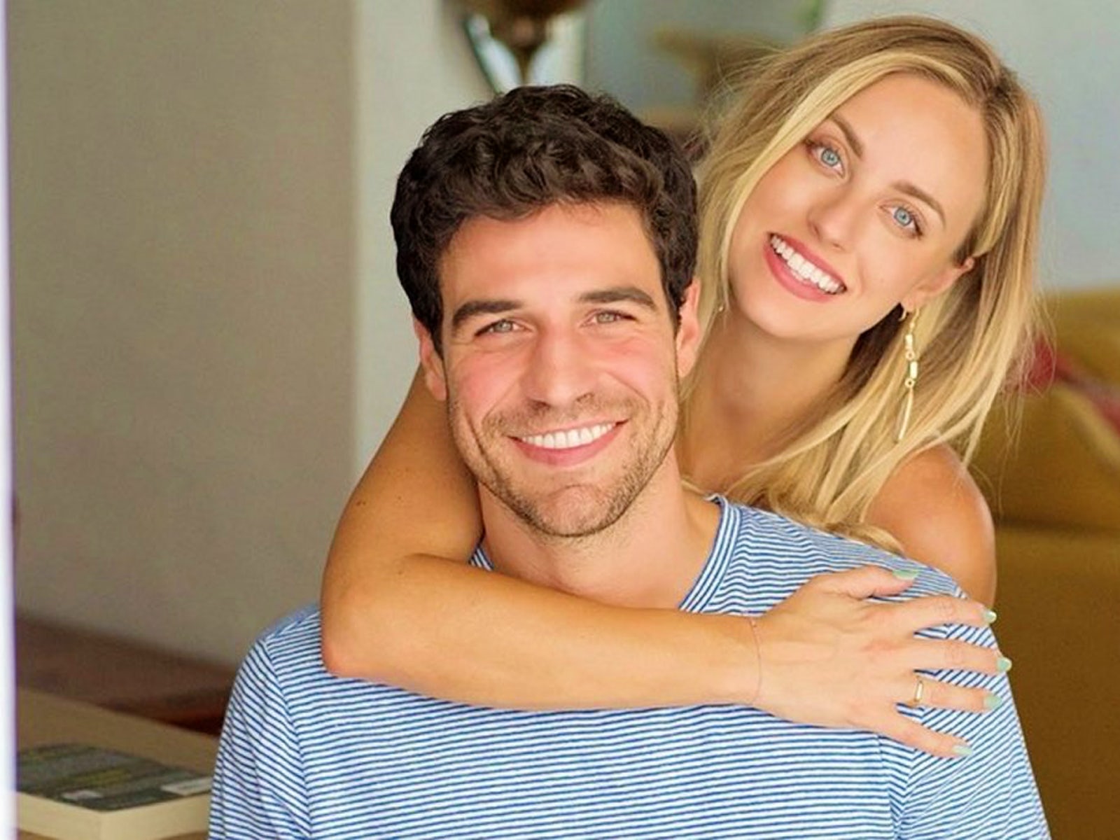 Bachelor In Paradise Couple Kendall Long And Joe Amabile Announce They Ve Split Suggest Family Location Contributed To Break Up Bachelor In Paradise Couple Kendall Long And Joe Amabile Announce They Ve Split Suggest Family Location Contributed To Break Up