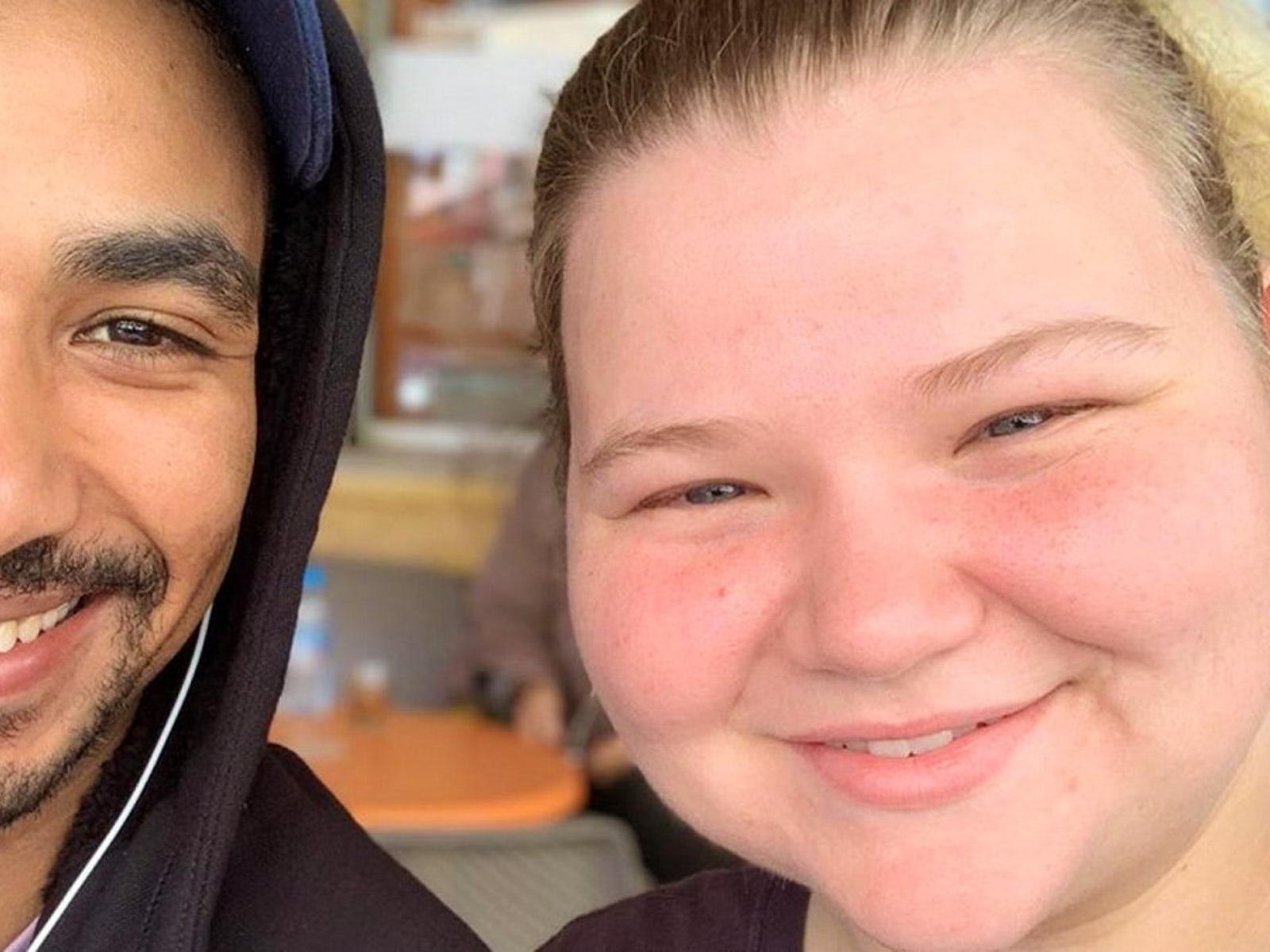 '90 Day Fiance' star Nicole Nafziger loving being with Azan Tefou and ...