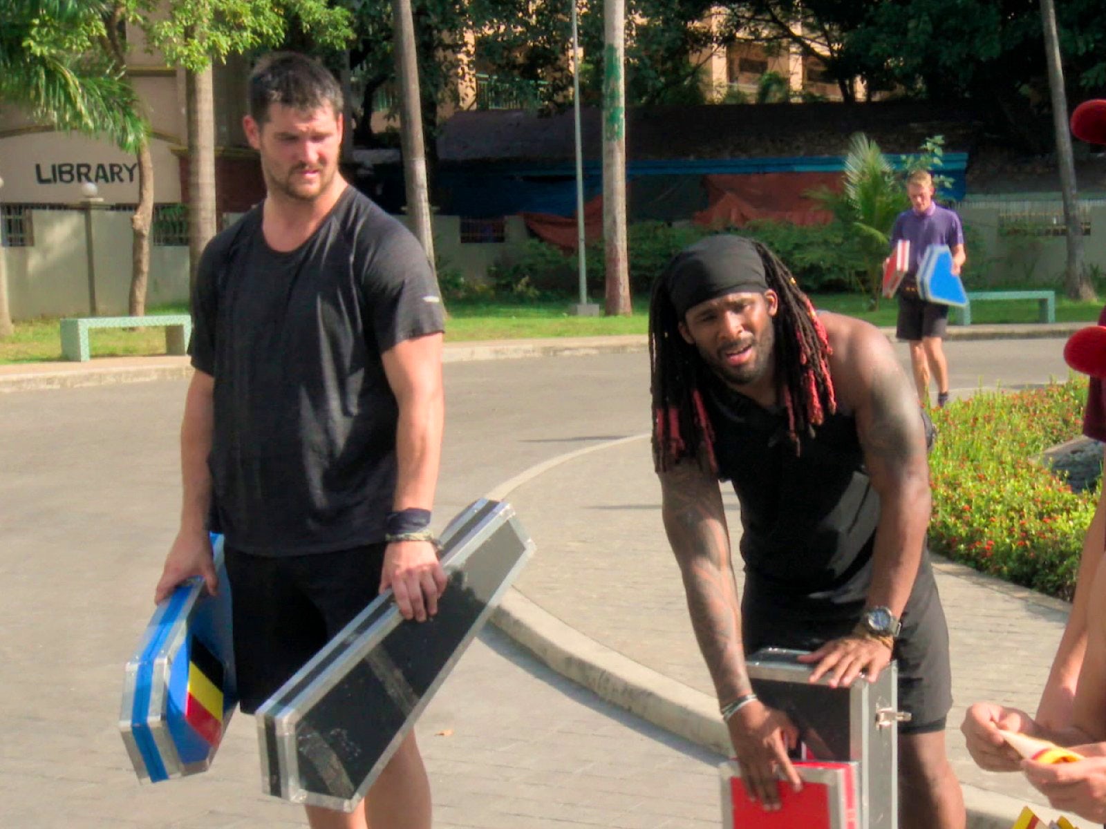 'The Amazing Race' recap: DeAngelo Williams and Gary Barnidge eliminated before the final leg after Race's first-ever "city sprint" - Vimarsana News