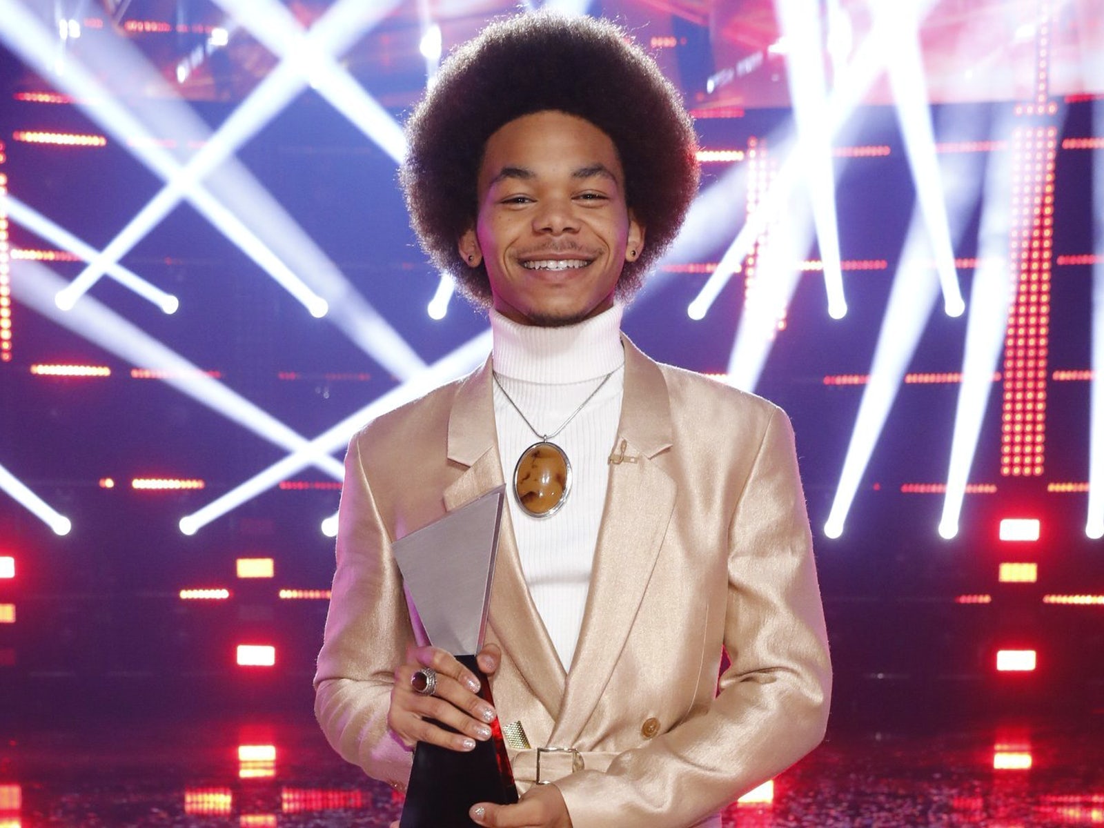 'The Voice' crowns Cam Anthony Season 20 champion over runner-up Kenzie