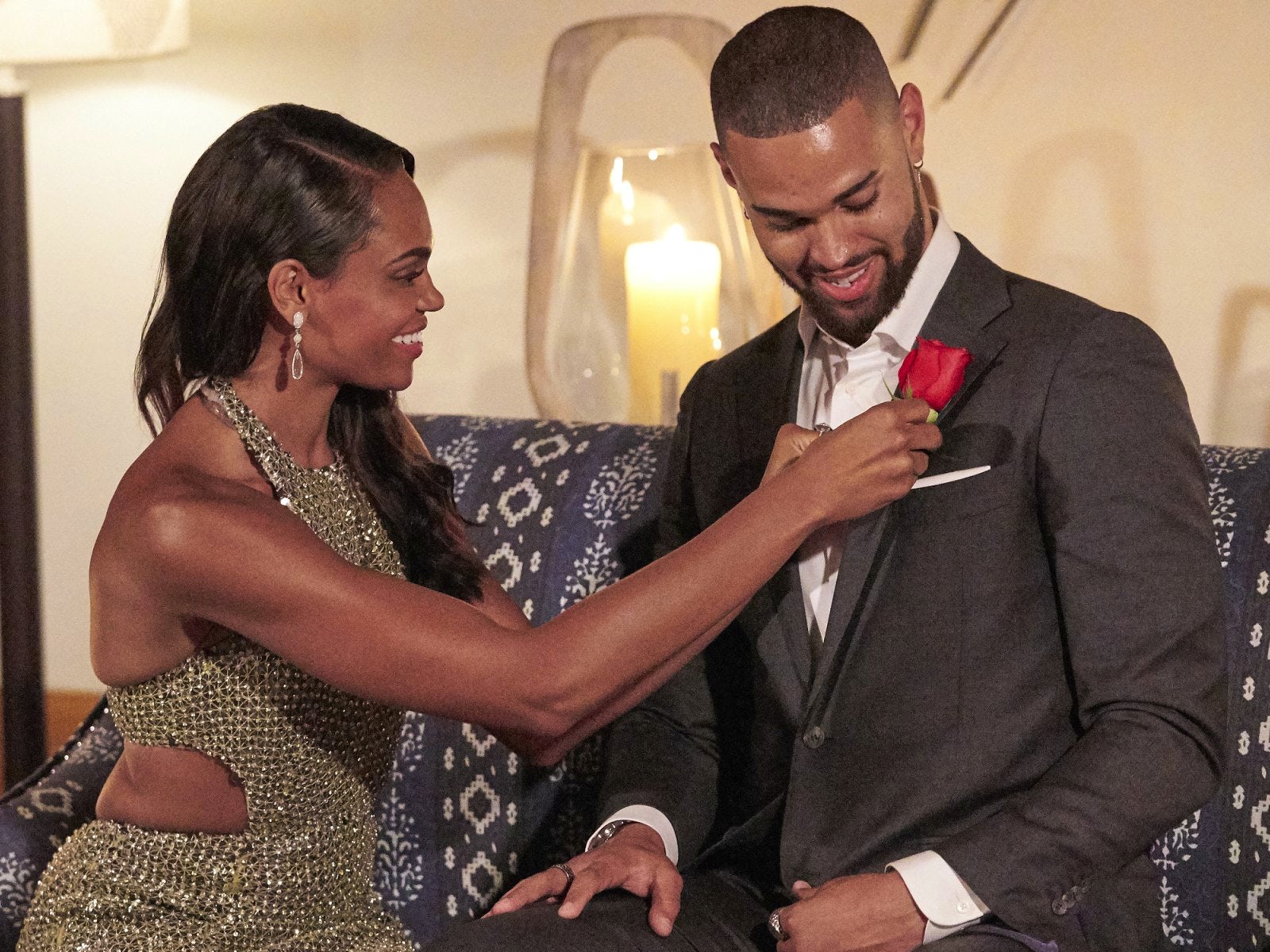 'The Bachelorette' premiere: Michelle Young gives first rose to Nayte Olukoya, dumps Ryan Fox, reconnects with Joe Coleman - Vimarsana News