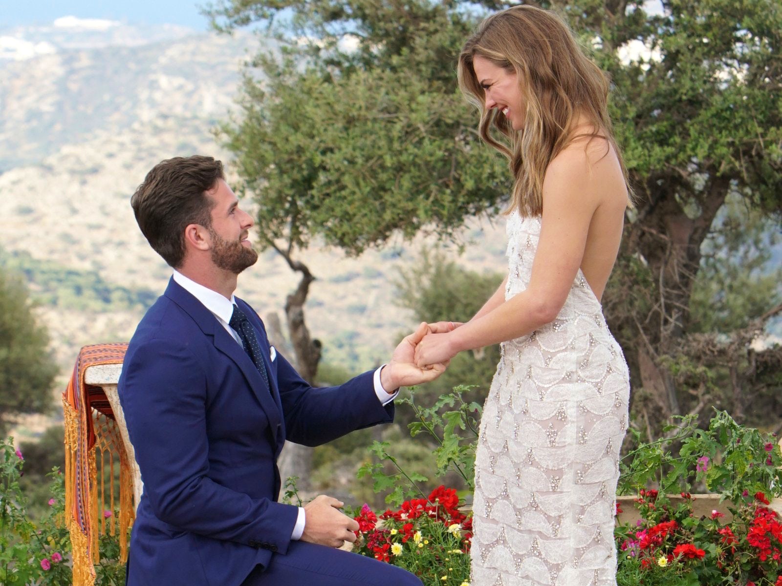 'The Bachelorette' alum Hannah Brown: I only accepted Jed Wyatt's marriage proposal because I panicked! - Vimarsana News