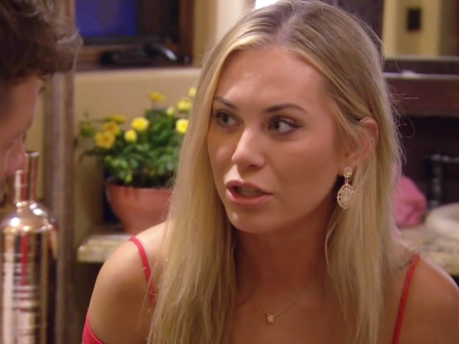 'The Bachelor's Sierra Jackson explains why she told Clayton Echard about Cassidy Timbrooks' "f-ck buddy" back home - Vimarsana News