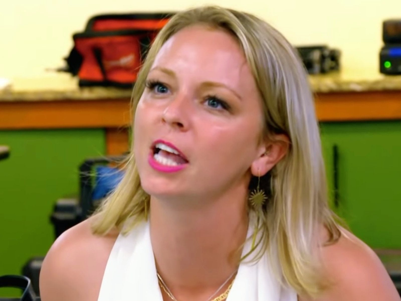 'Married at First Sight' star Lindsey Georgoulis reveals why she claims she gets so upset with Mark Maher - Vimarsana News