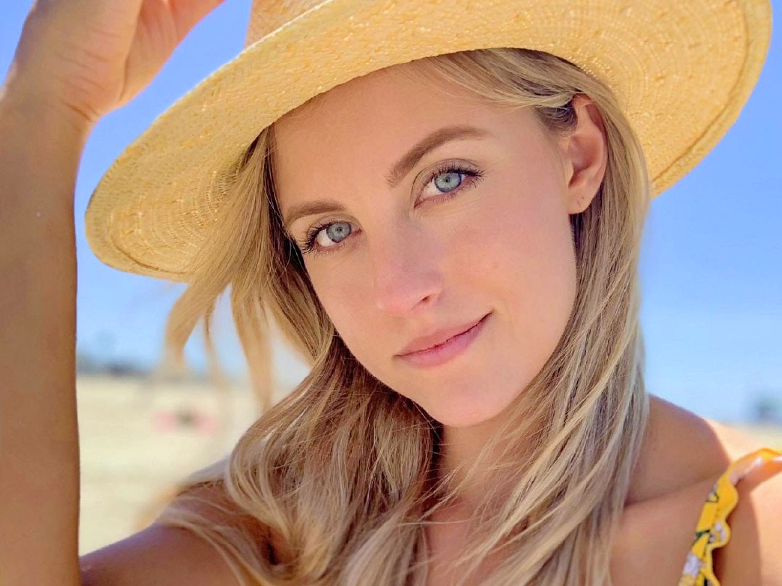 'Bachelor in Paradise' alum Kendall Long: I was deceived about Joe Amabile's mindset before he proposed to Serena Pitt - Vimarsana News