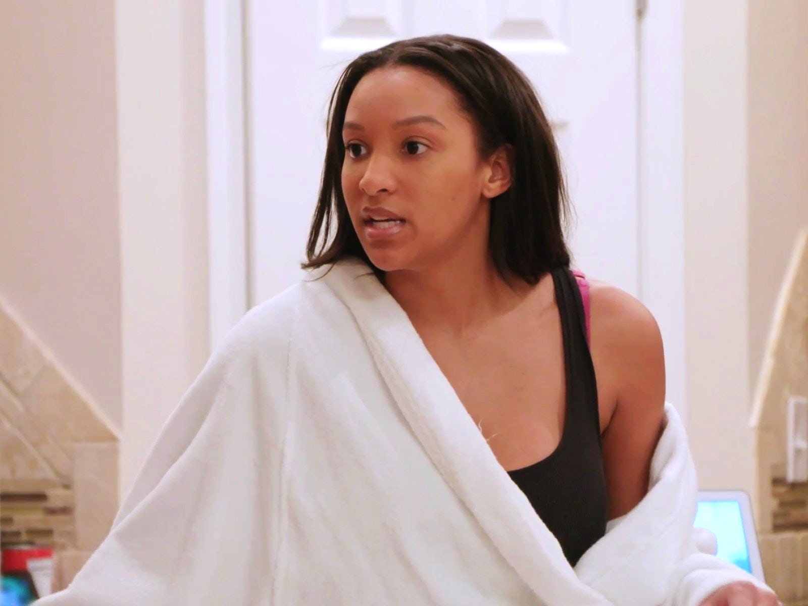 'The Family Chantel' recap: Chantel accuses Pedro of cheating on her and having hatred, Nicole considers taking Alejandro back - Vimarsana News