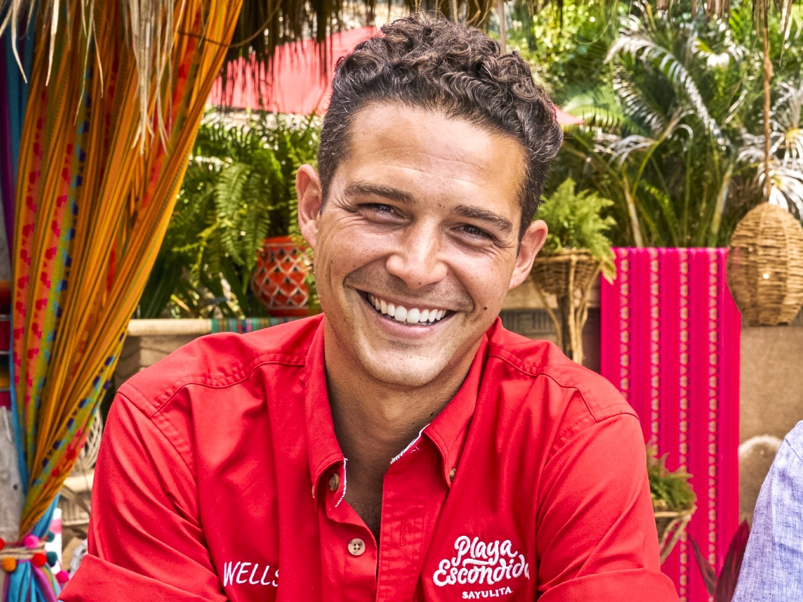 'Bachelor in Paradise' bartender Wells Adams The cast got "angry