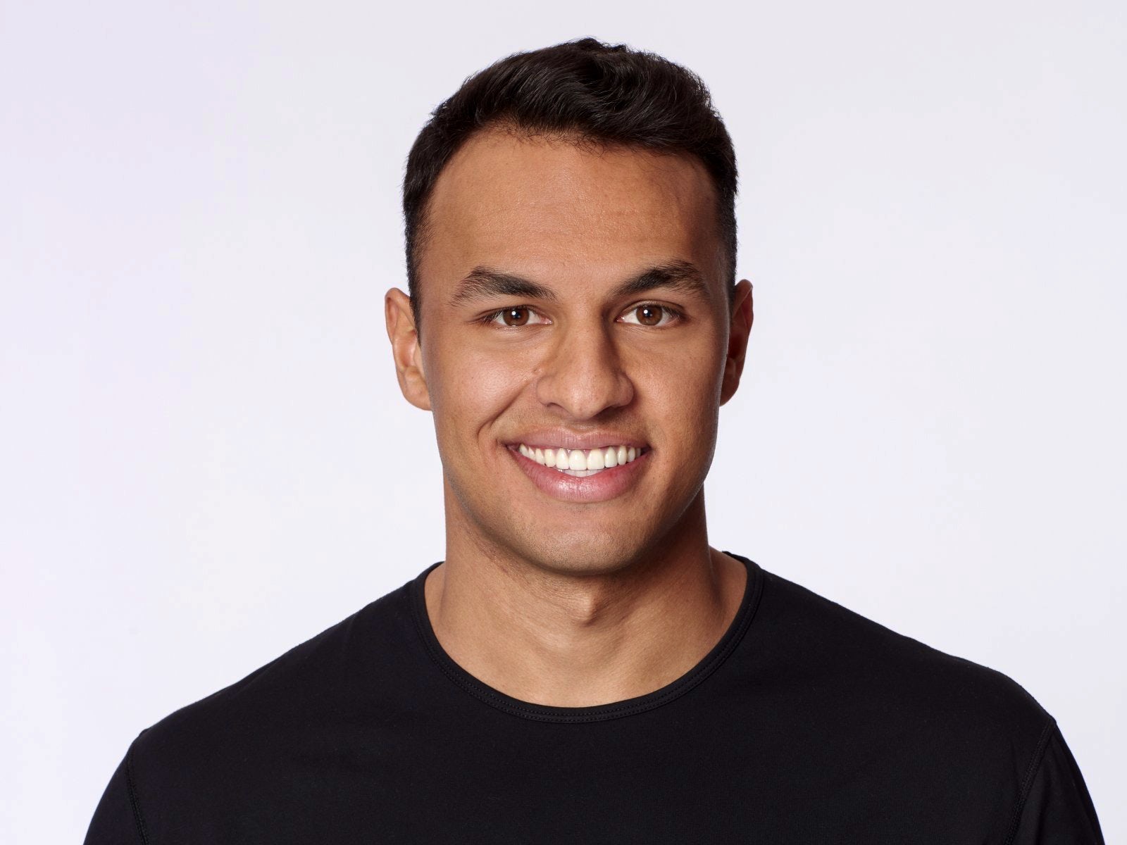 'Bachelor in Paradise's Aaron Clancy talks Genevieve Parisi relationship and pre-Paradise hookup rumors - Vimarsana News