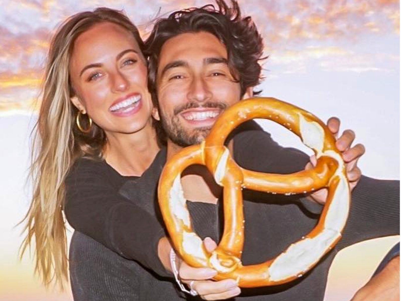 'Bachelor in Paradise' alum Kendall Long moving overseas with new boyfriend after refusing to move to Chicago for ex Joe Amabile - Vimarsana News