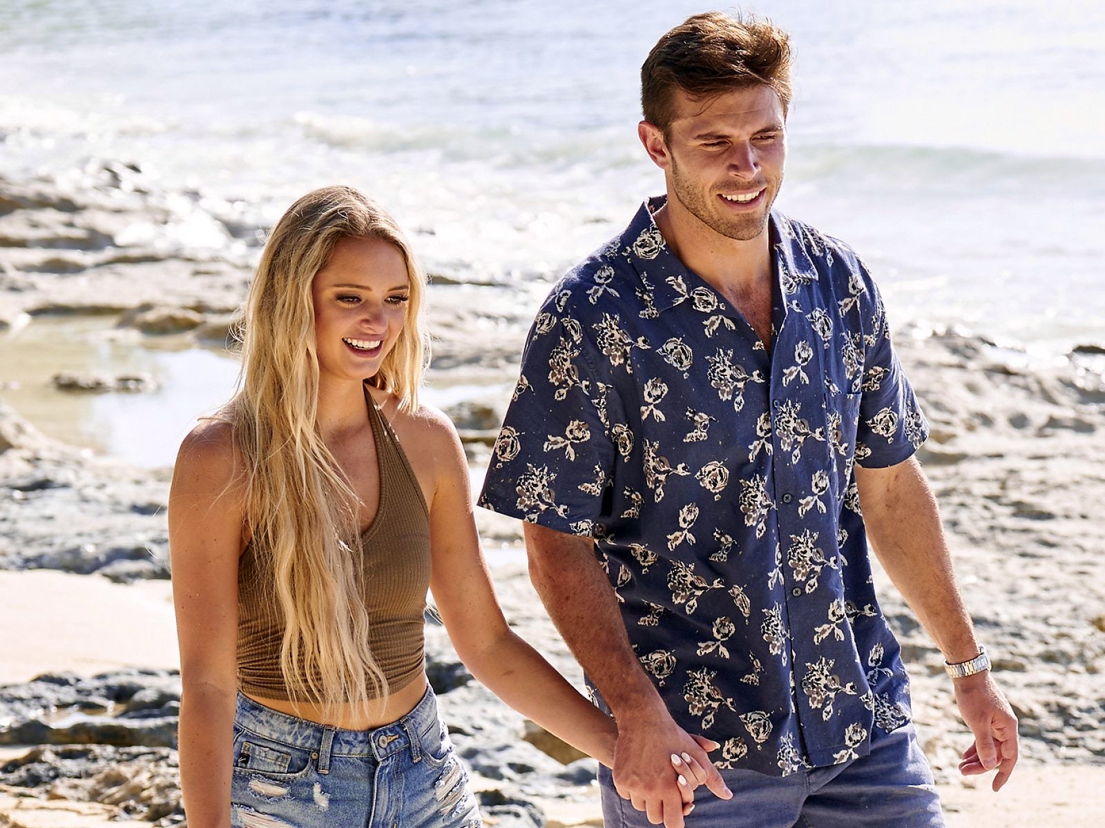 'The Bachelor' recap: Brooklyn Willie shares abusive past, Anastasia Keramidas battles accusations, and Zach Shallcross seems smitten with Kat Izzo! - Vimarsana News